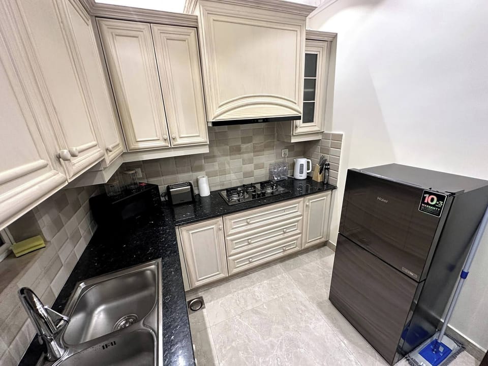 House, 3 Bedrooms, Accessible, Smoking | Interior