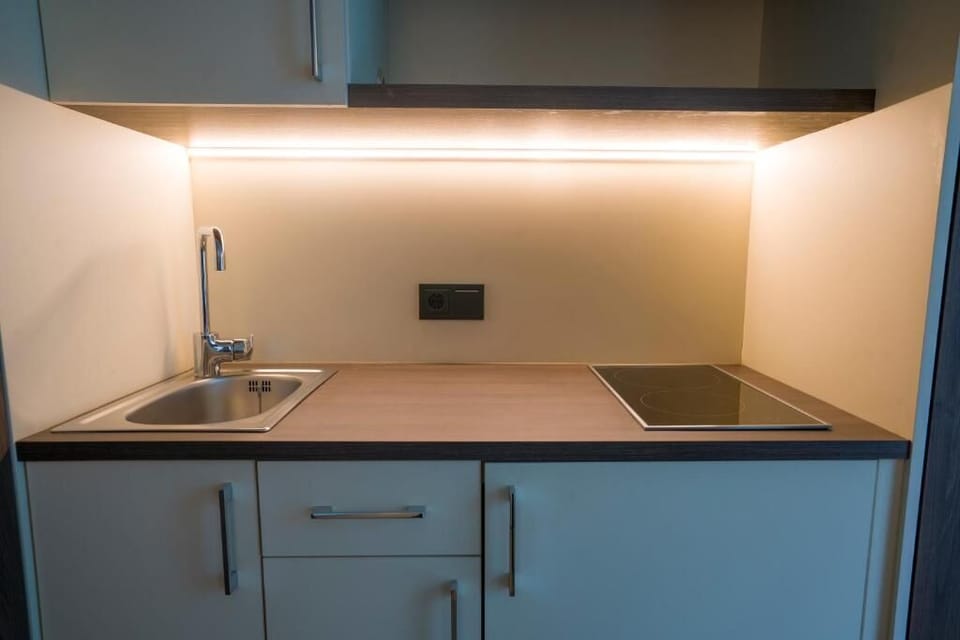 Superior Suite, City View | Private kitchen