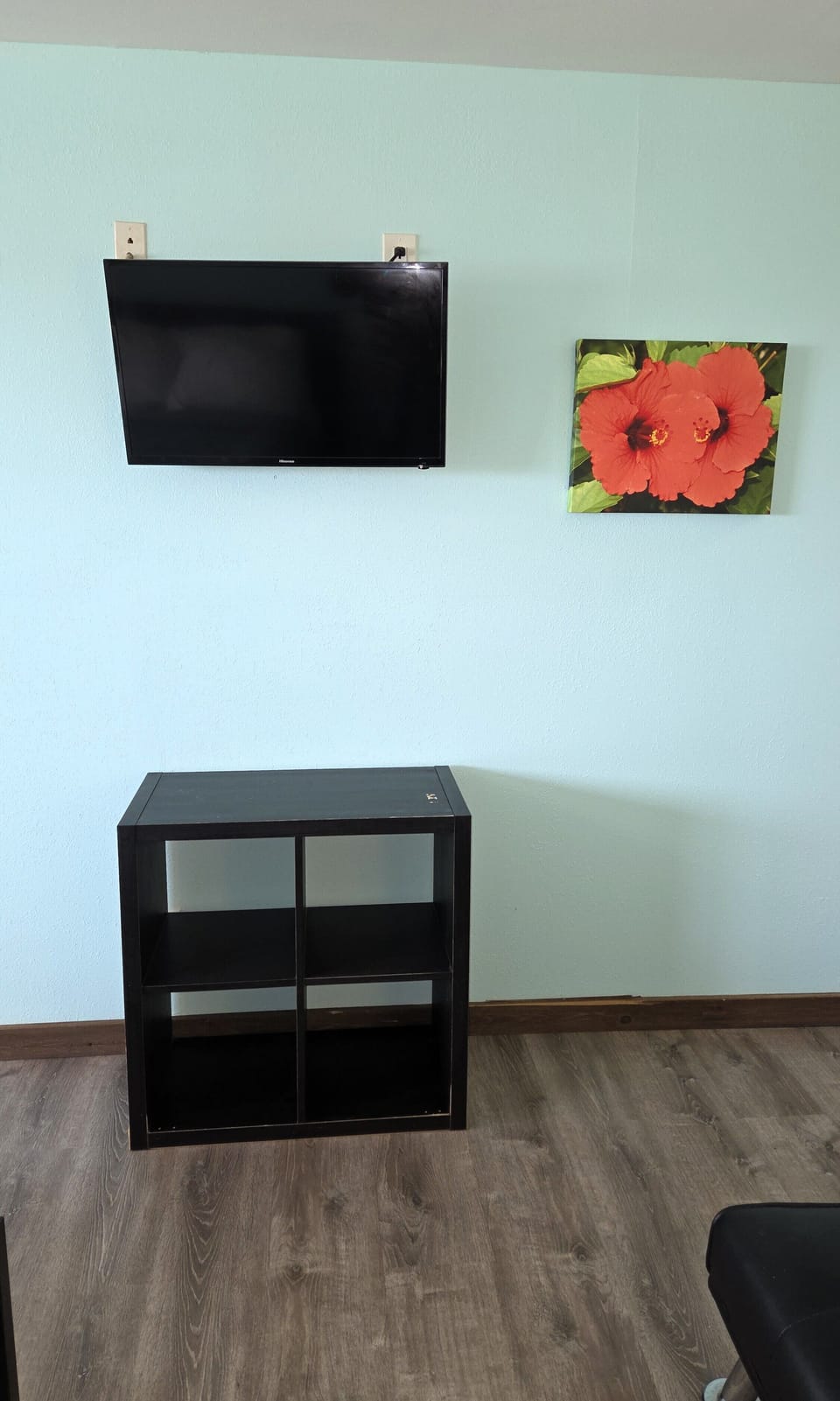 Wireless internet and DirecTV are provided at no cost