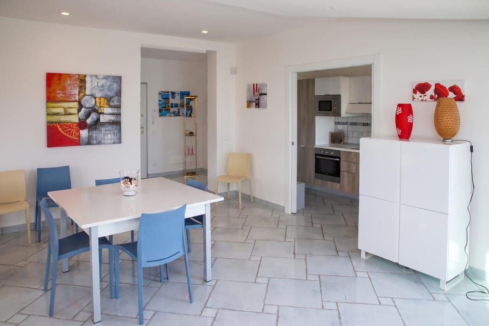 Family Villa, Multiple Bedrooms, Balcony (Villa Fortunata) | Dining