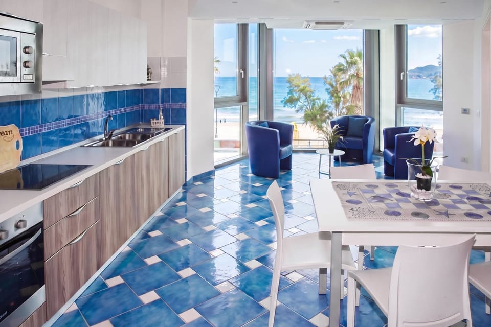 Family Villa, Multiple Bedrooms, Balcony (Villa Fortunata) | Private kitchen