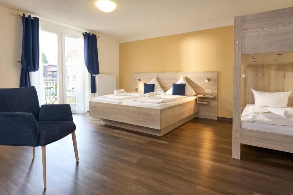 In-room safe, desk, soundproofing, free WiFi