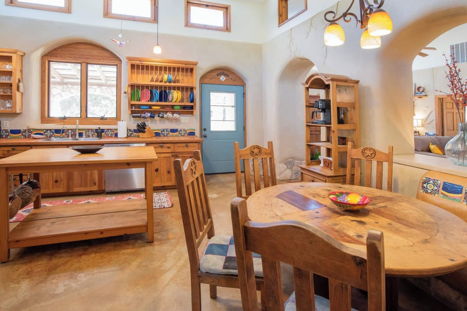 Large kitchen to cook, connect, and dine—seats 6 comfortably