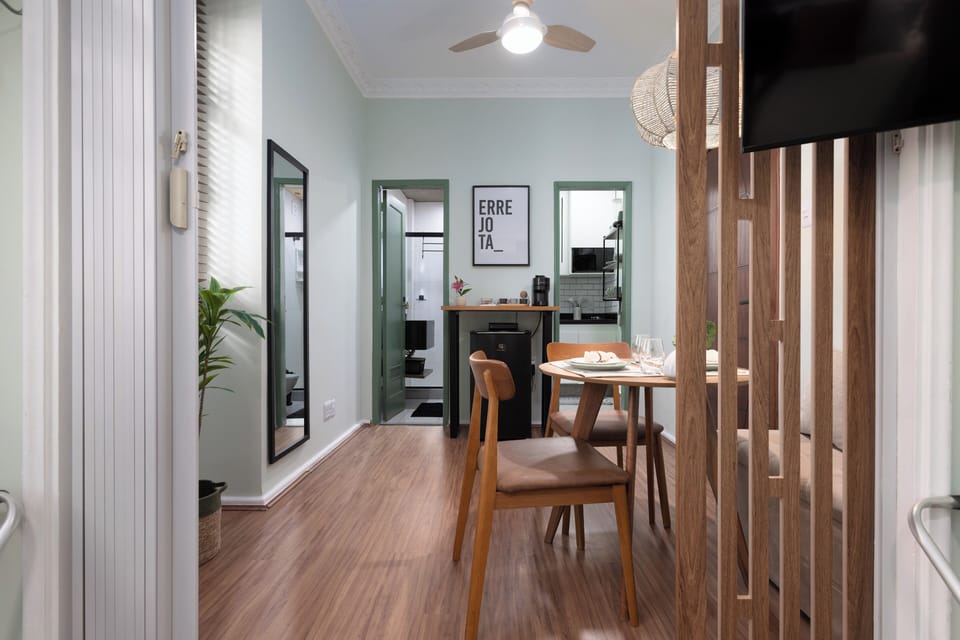 Apartment | Dining