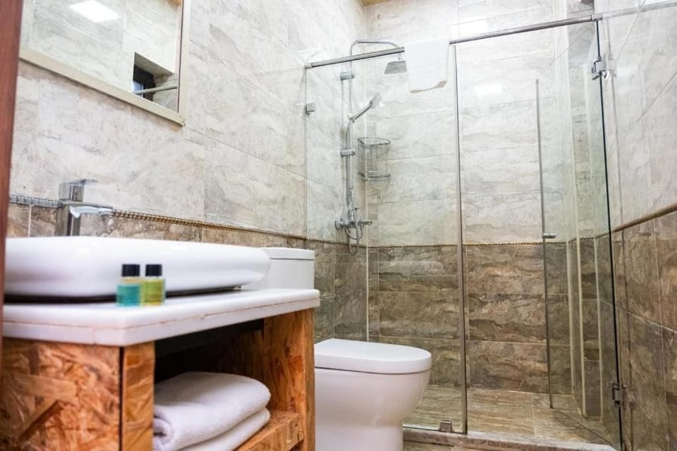Free toiletries, hair dryer, bathrobes, slippers