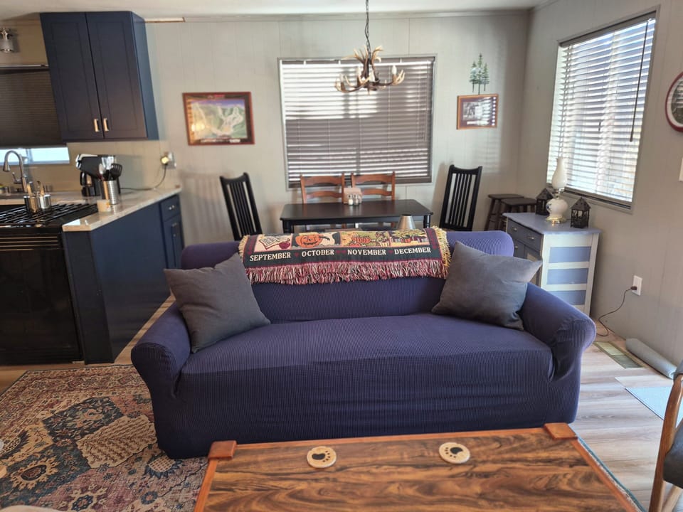 Comfortable relaxing/eating area.