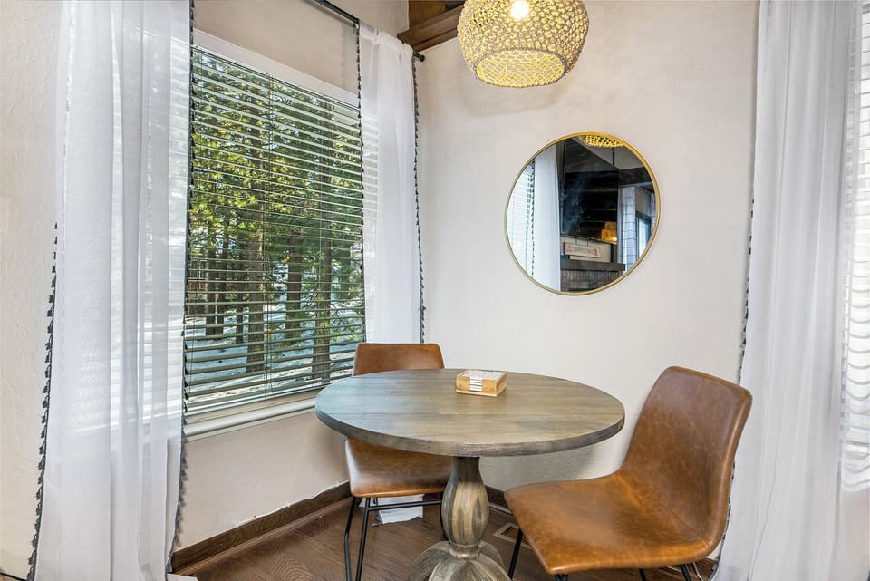 Extra table for computer work or games