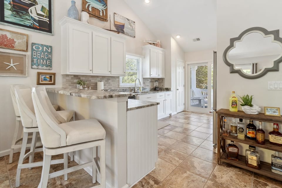 Kitchen - Top Level