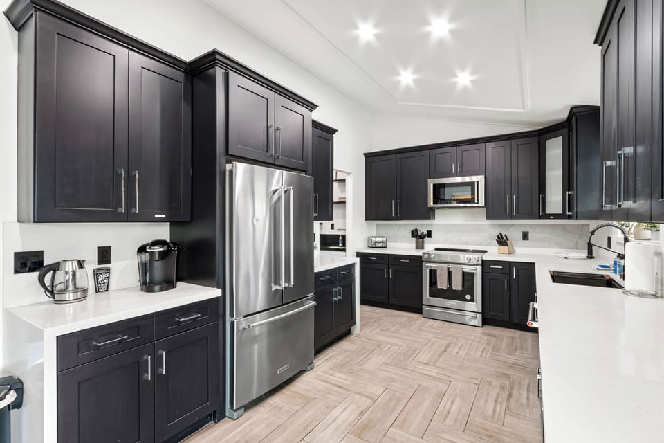 Fully Equipped Kitchen with Stainless Steel Appliances