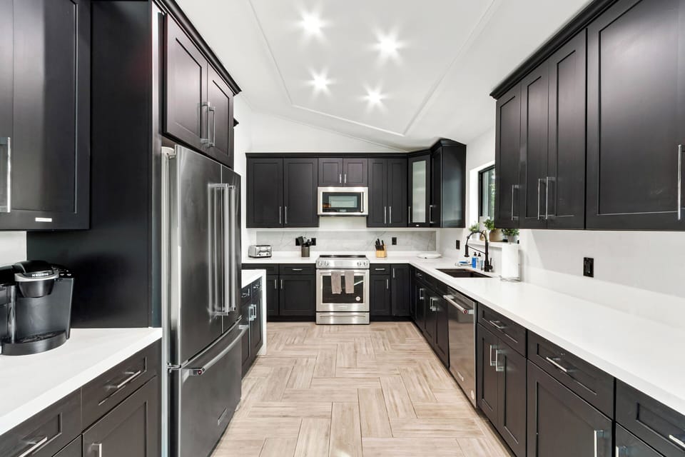 Fully Equipped Kitchen with Stainless Steel Appliances