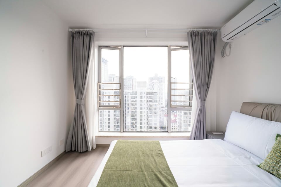 Superior Apartment, 3 Bedrooms, Balcony, City View | Desk, laptop workspace, free WiFi