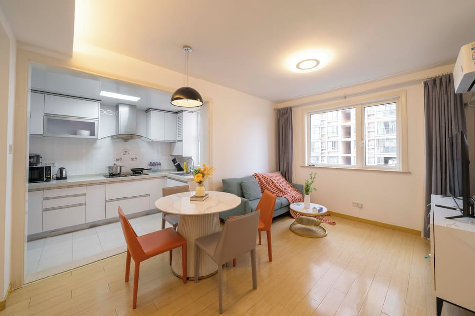 Superior Apartment, 2 Bedrooms, Balcony, City View | Private kitchen | Fridge, microwave, stovetop, cookware/dishes/utensils