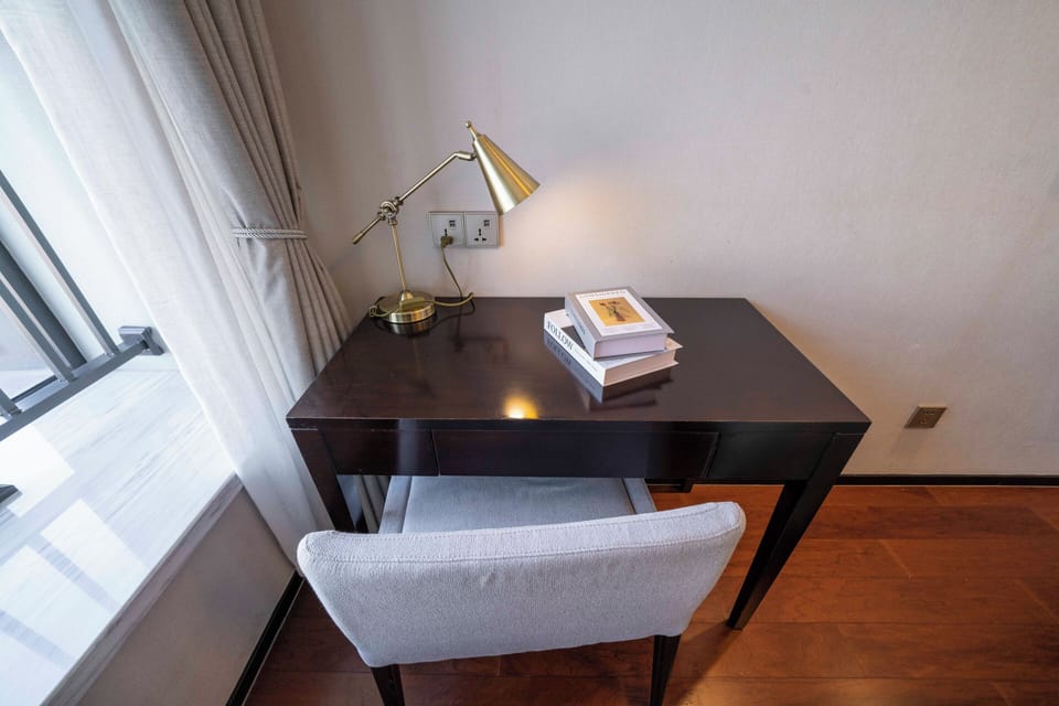 Superior Apartment, 3 Bedrooms, Balcony, City View | Interior