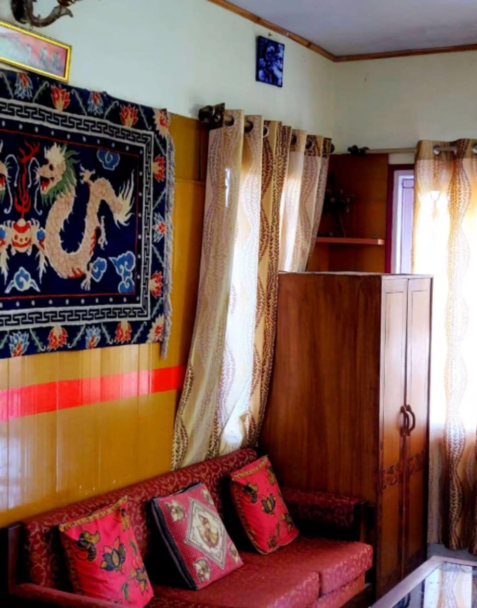 Superior Double Room, Mountain View | Desk, free WiFi