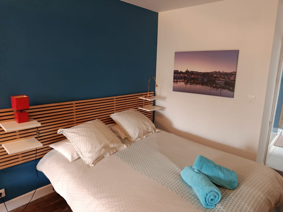 Classic Double or Twin Room | Desk, free WiFi