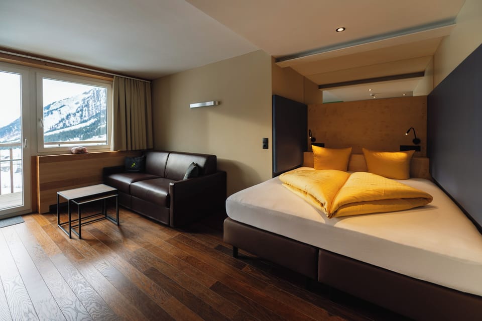 Comfort Double Room, Balcony, Mountain View | Premium bedding, minibar, in-room safe, laptop workspace