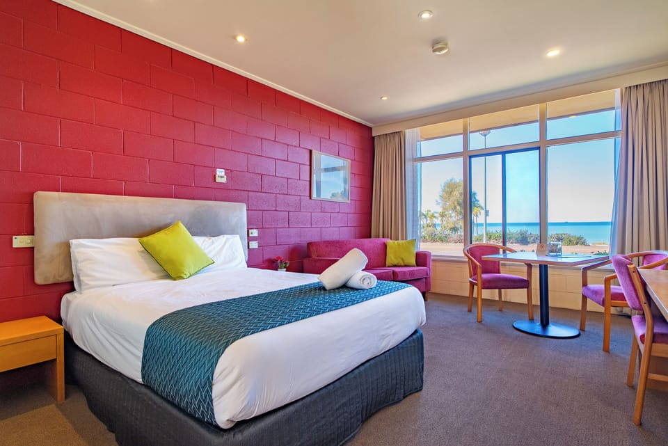 Basic Double Room, Oceanfront | Desk, iron/ironing board, free WiFi