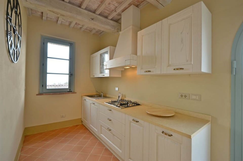 Flooring, Interior Design, Wood, Kitchen, Countertop, Cabinetry, Floor, Furniture, Ceiling, Kitchen Appliance
