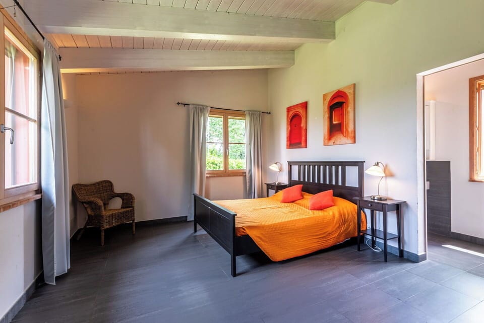 Furniture, Interior Design, Bed, Flooring, Wall, Floor, Wood, Bedroom, Ceiling, Room