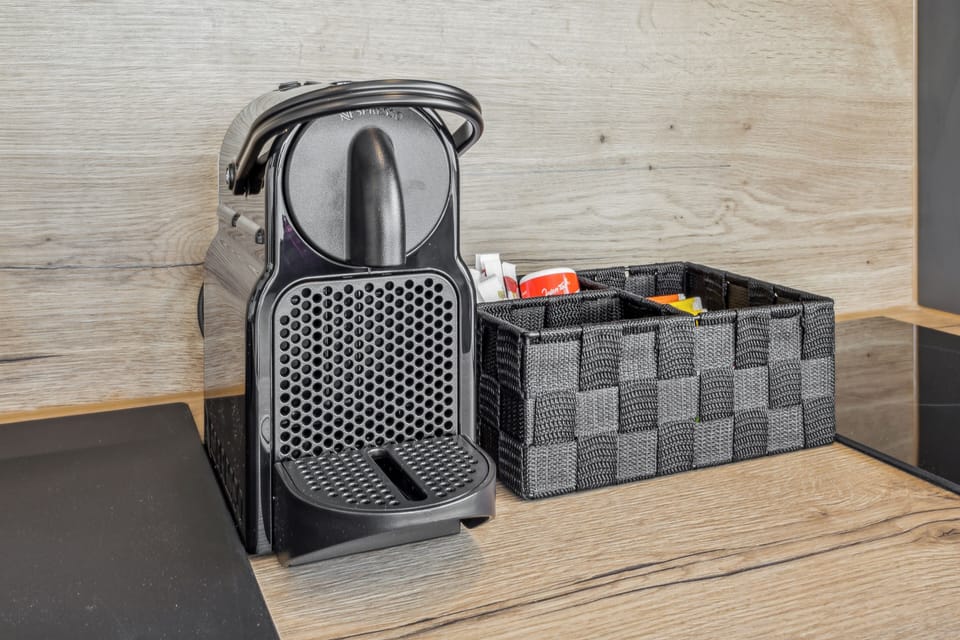Studio, Balcony | Coffee and/or coffee maker