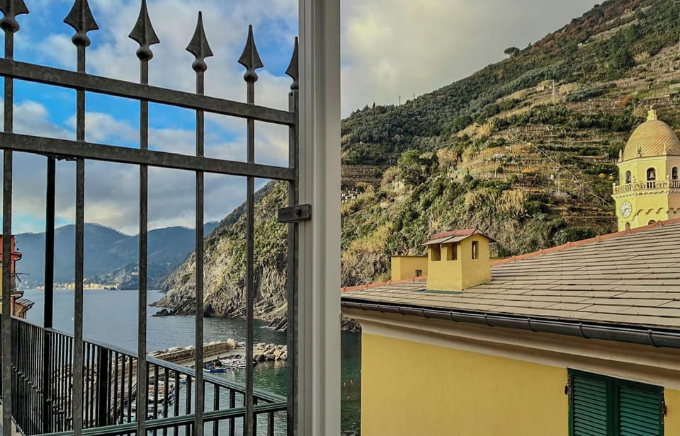 Comfort Apartment, Sea View | Interior