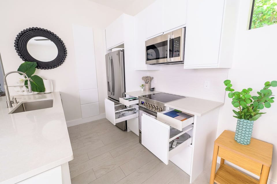 2 - Kitchen