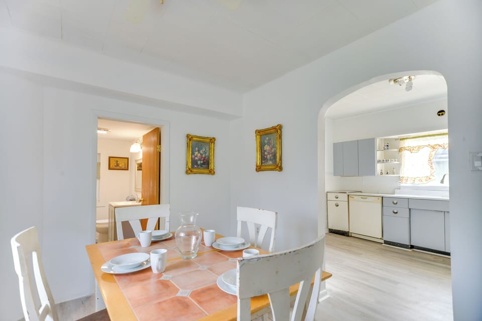 Apartment (1 Bedroom) | Interior