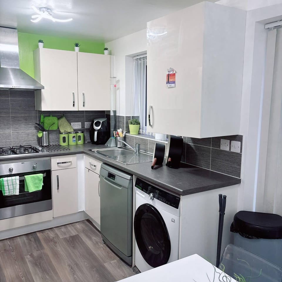 House, 3 Bedrooms, Garden View | Interior