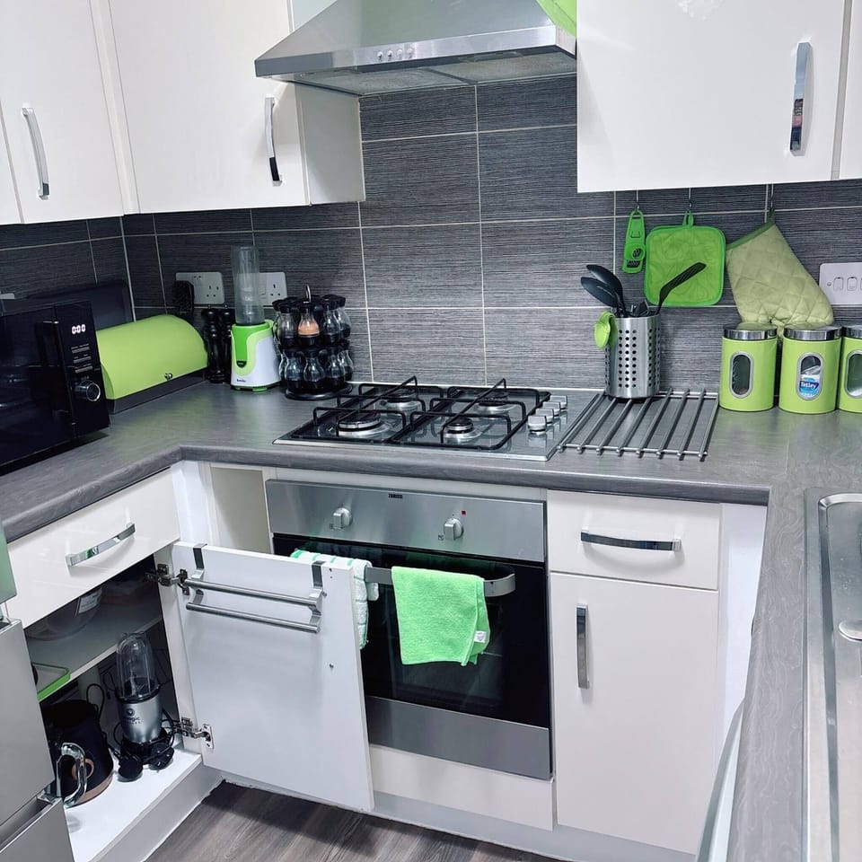 House, 3 Bedrooms, Garden View | Interior