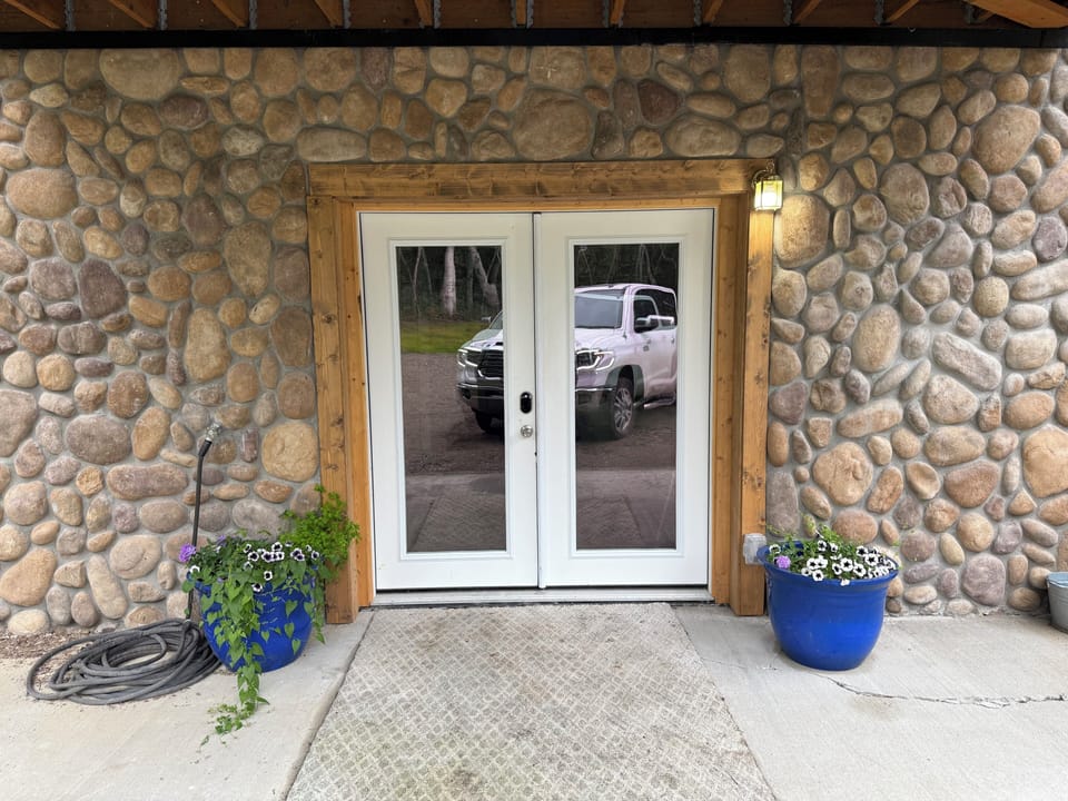 Front door entrance to the apartment