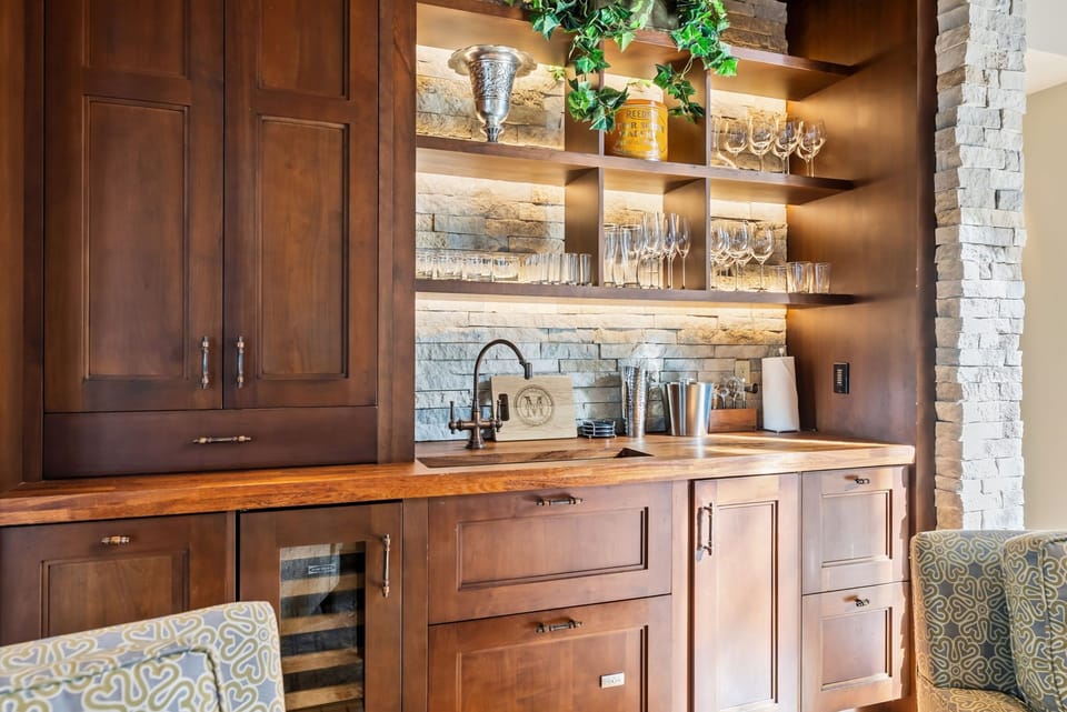 Wet Bar - Winter