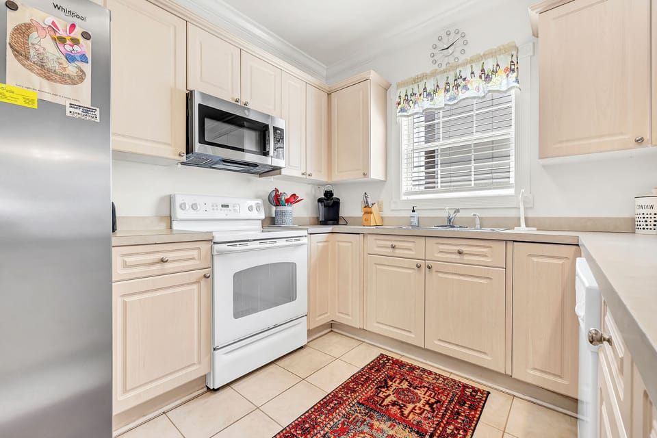 Spacious Kitchen