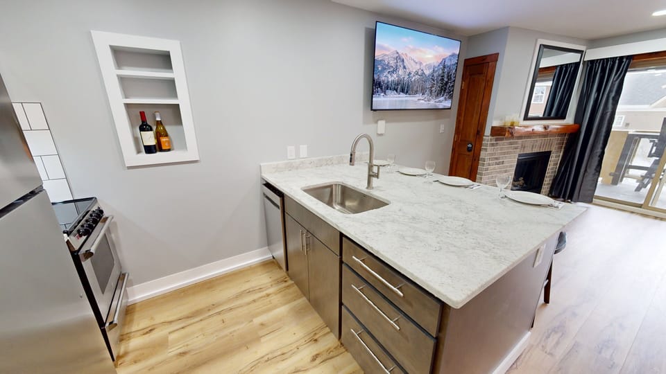 Indoors, Screen, Floor, Flooring, Sink