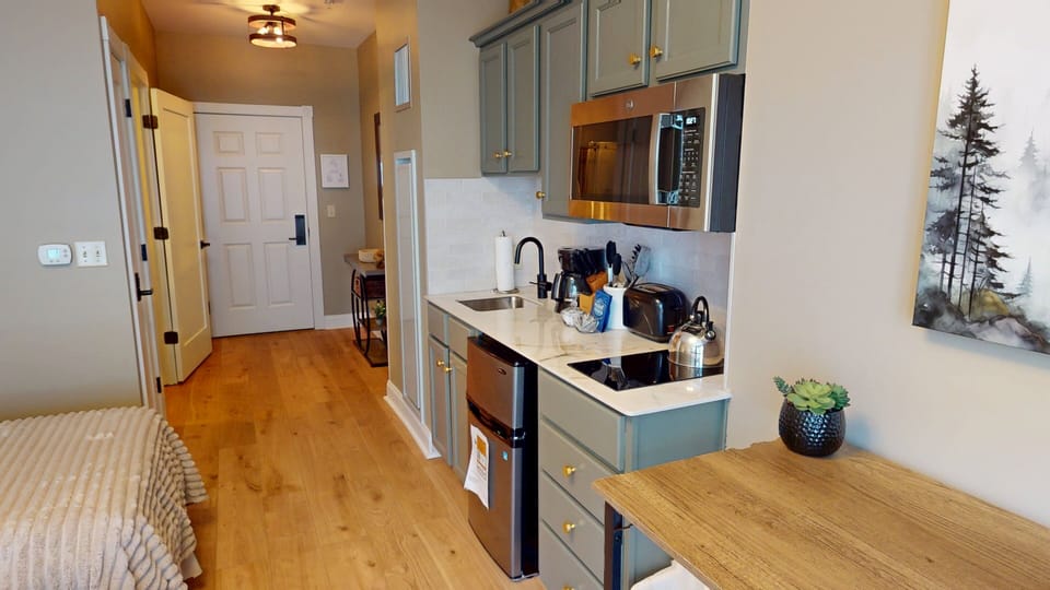 Indoors, Floor, Hardwood, Appliance, Microwave