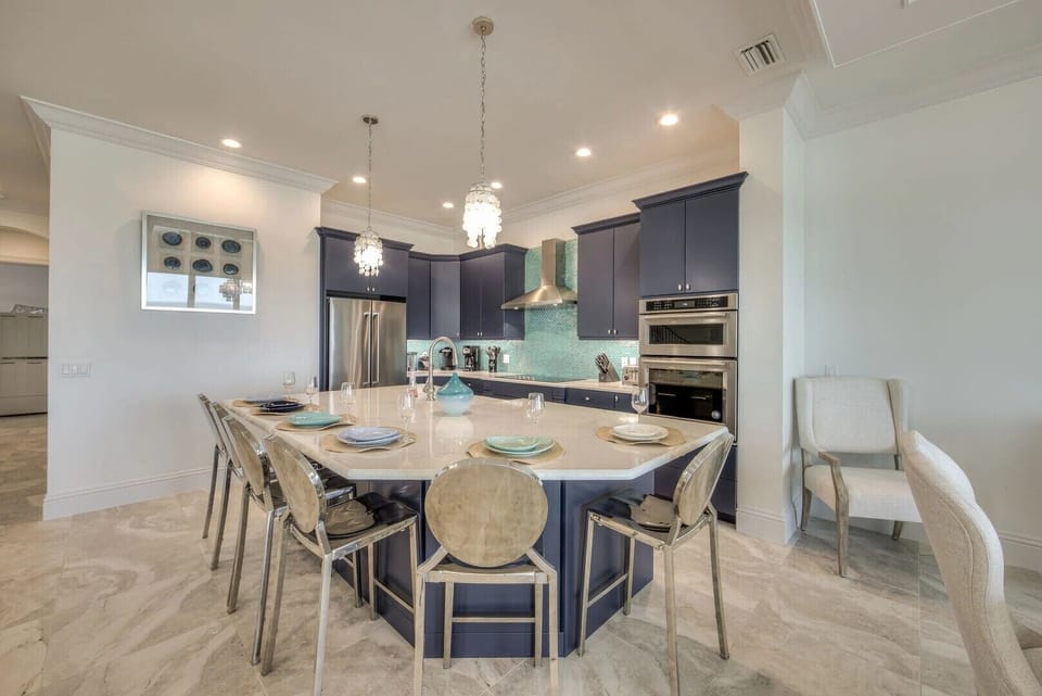 Additional Dining Space in the Kitchen