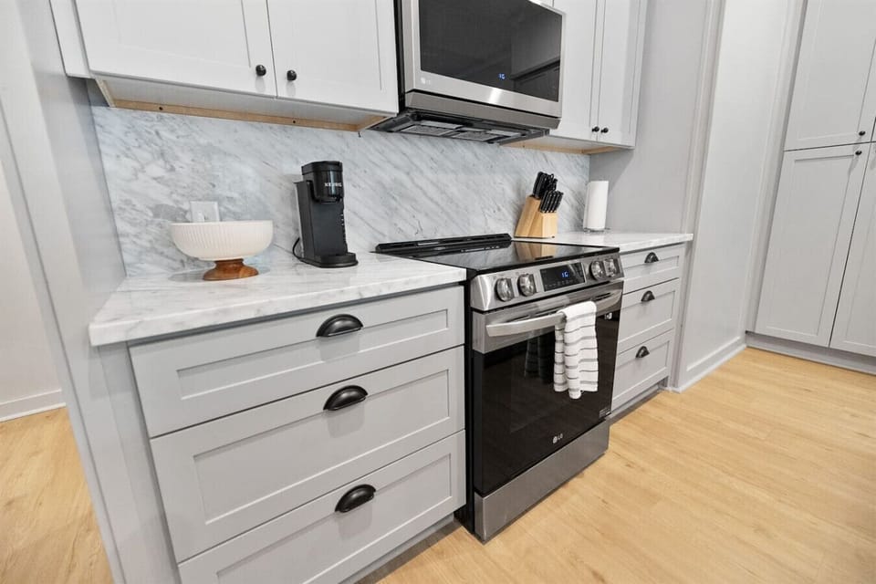 Kitchen ready for your coastal getaway