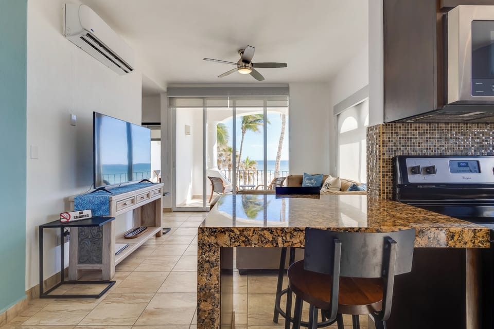 Dedicated work area with million dollar view