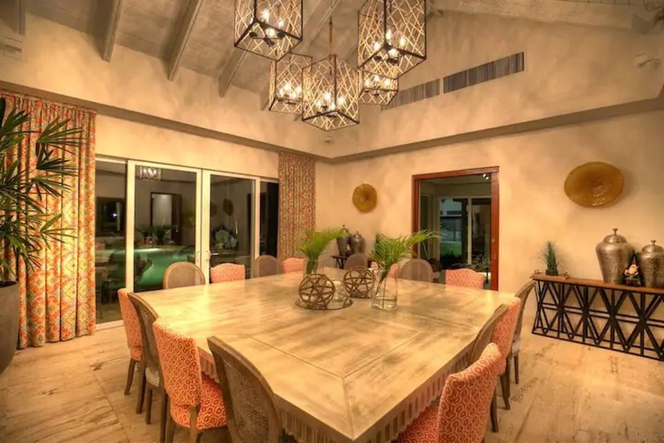 Villa, Multiple Bedrooms, Accessible, Smoking | Dining room