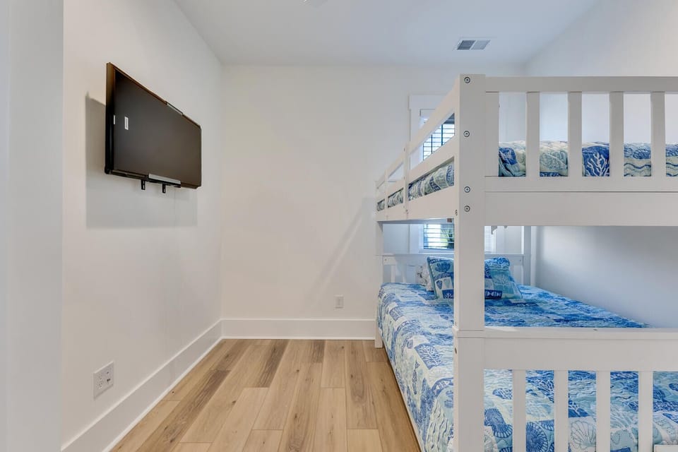 Carolina Dreamin-large-029-012-Bedroom 3-1500x1000-72dpi