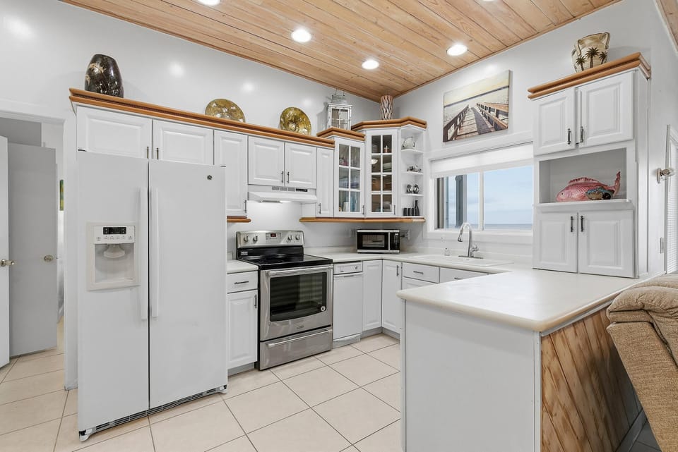 House, Multiple Beds (La Casa del Sol) | Private kitchen | Oven, toaster