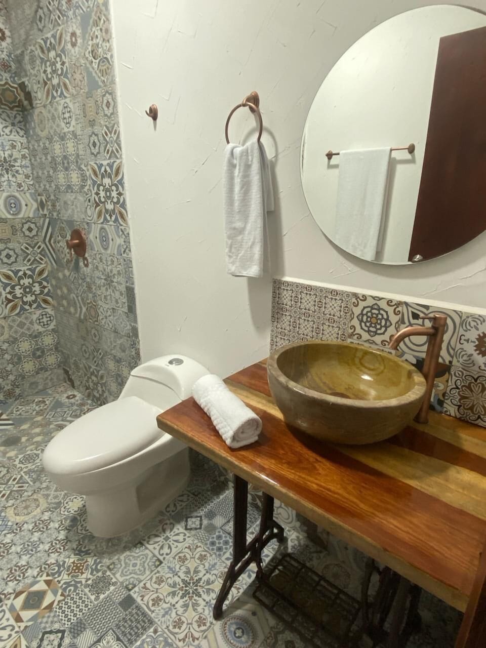 Shower, hair dryer, soap, shampoo