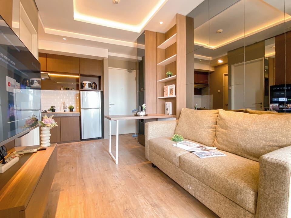 Standard Apartment | Living room