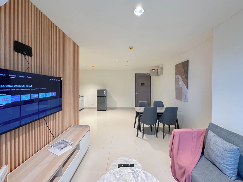 Standard Apartment | Living room