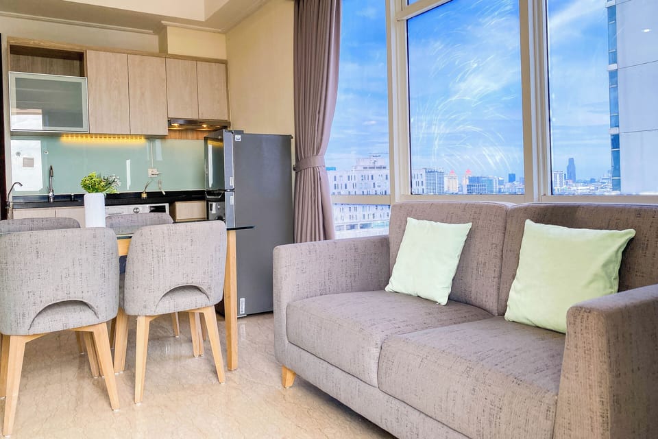 Standard Apartment | Living room