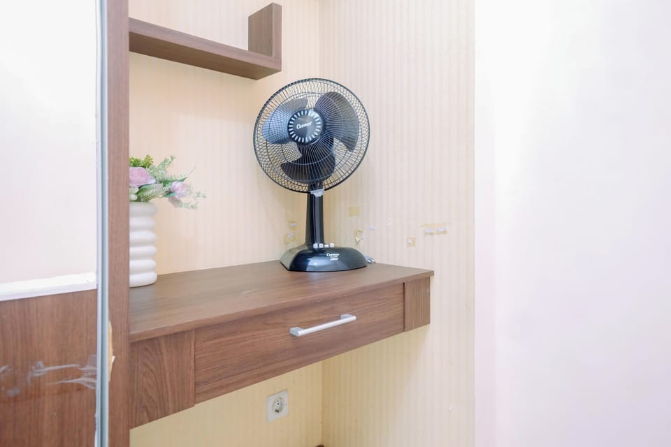 Standard Apartment | Fan