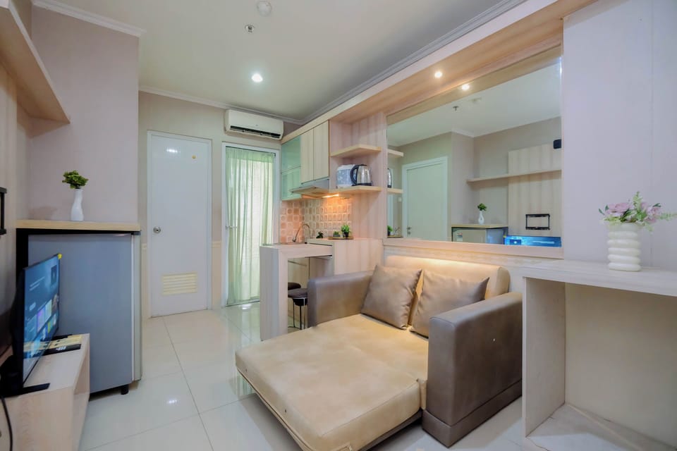 Standard Apartment | Living area