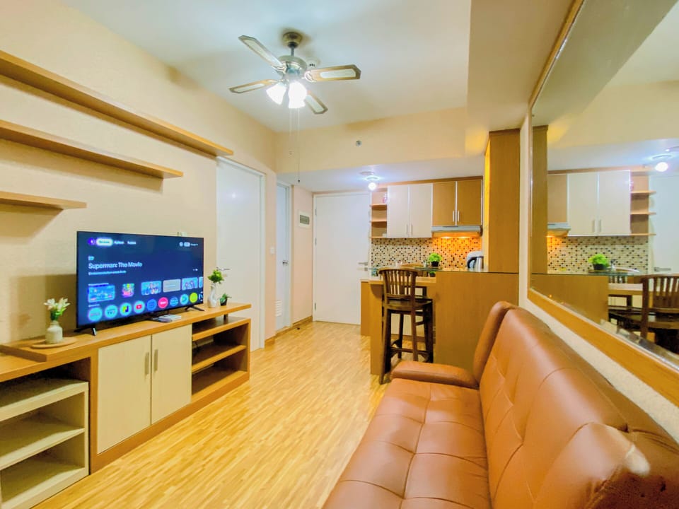 Standard Apartment | Living area