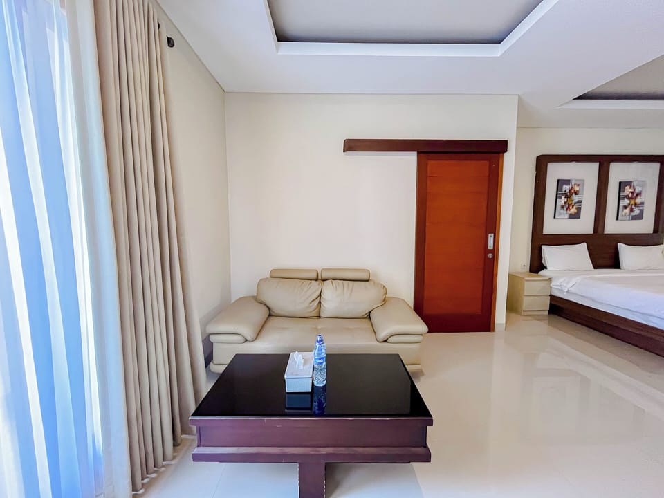 Standard Studio | Living area