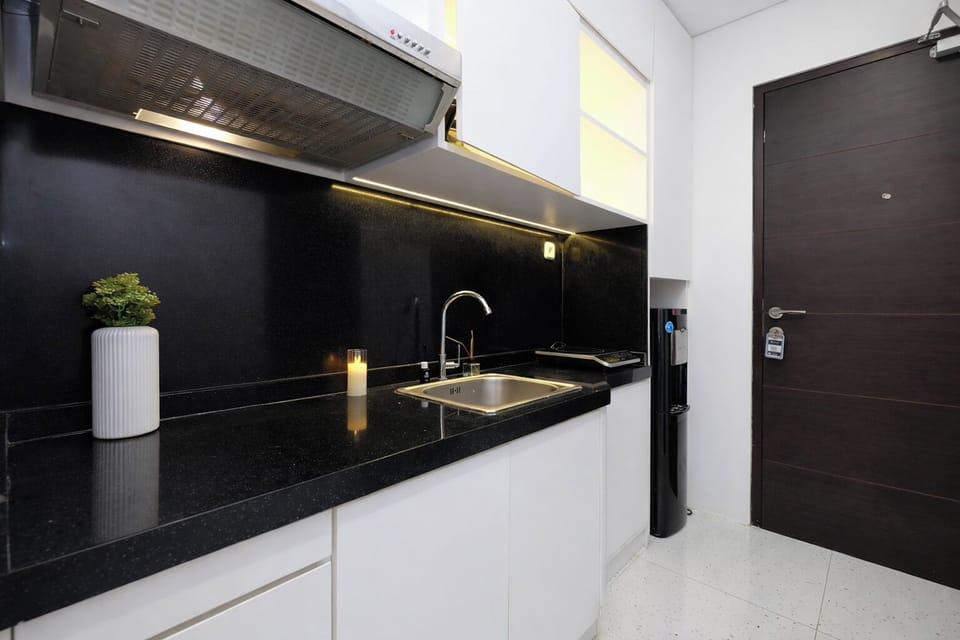 Standard Studio | Private kitchen | Electric kettle