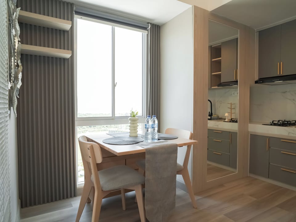 Standard Apartment | Dining room
